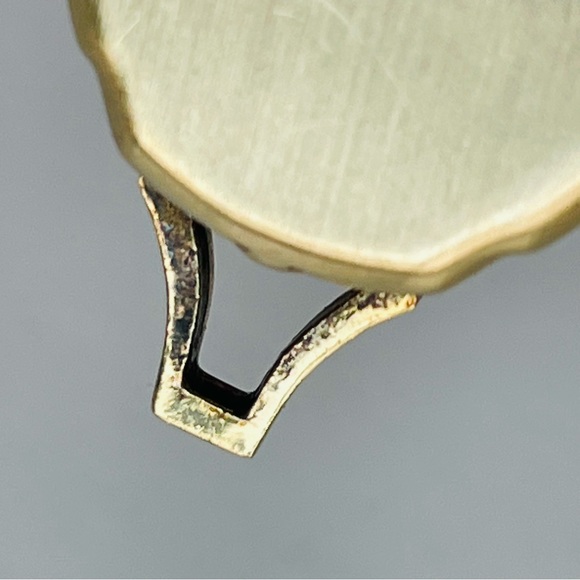 Staromatic Swiss Golden Watch Pendant with 17 Jewels - Picture 13 of 16